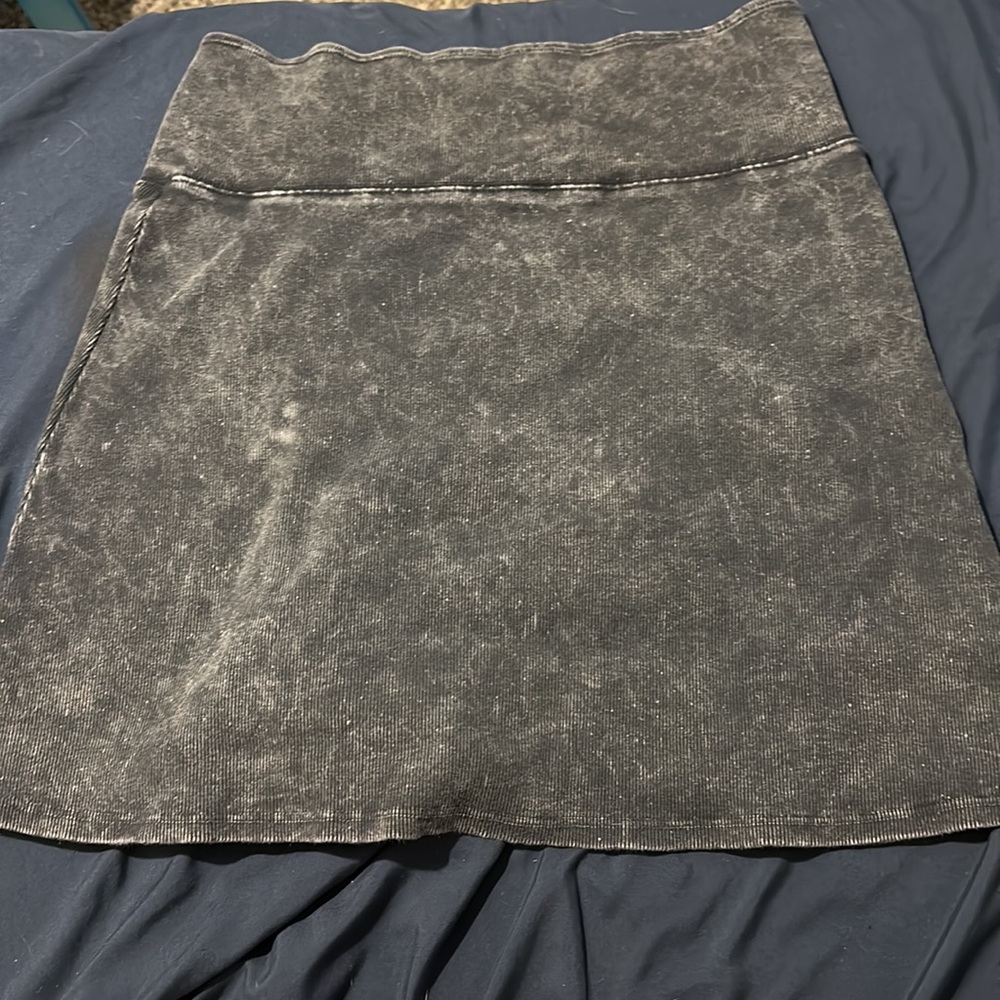 We the Free People Stretchy Mini Skirt Size M - Picture 3 of 3